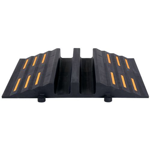 Kabelbeskyttelse 2 kanaler - bredde 68 cm - Crash Stop Kabelbeskyttelse 2 kanaler - bredde 68 cm - Crash Stop