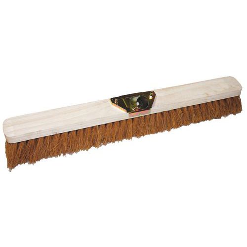 Kost med kokosfiberbørstehår - træhoved 60-120 cm - Manutan Kost med kokosfiberbørstehår - træhoved 60-120 cm - Manutan